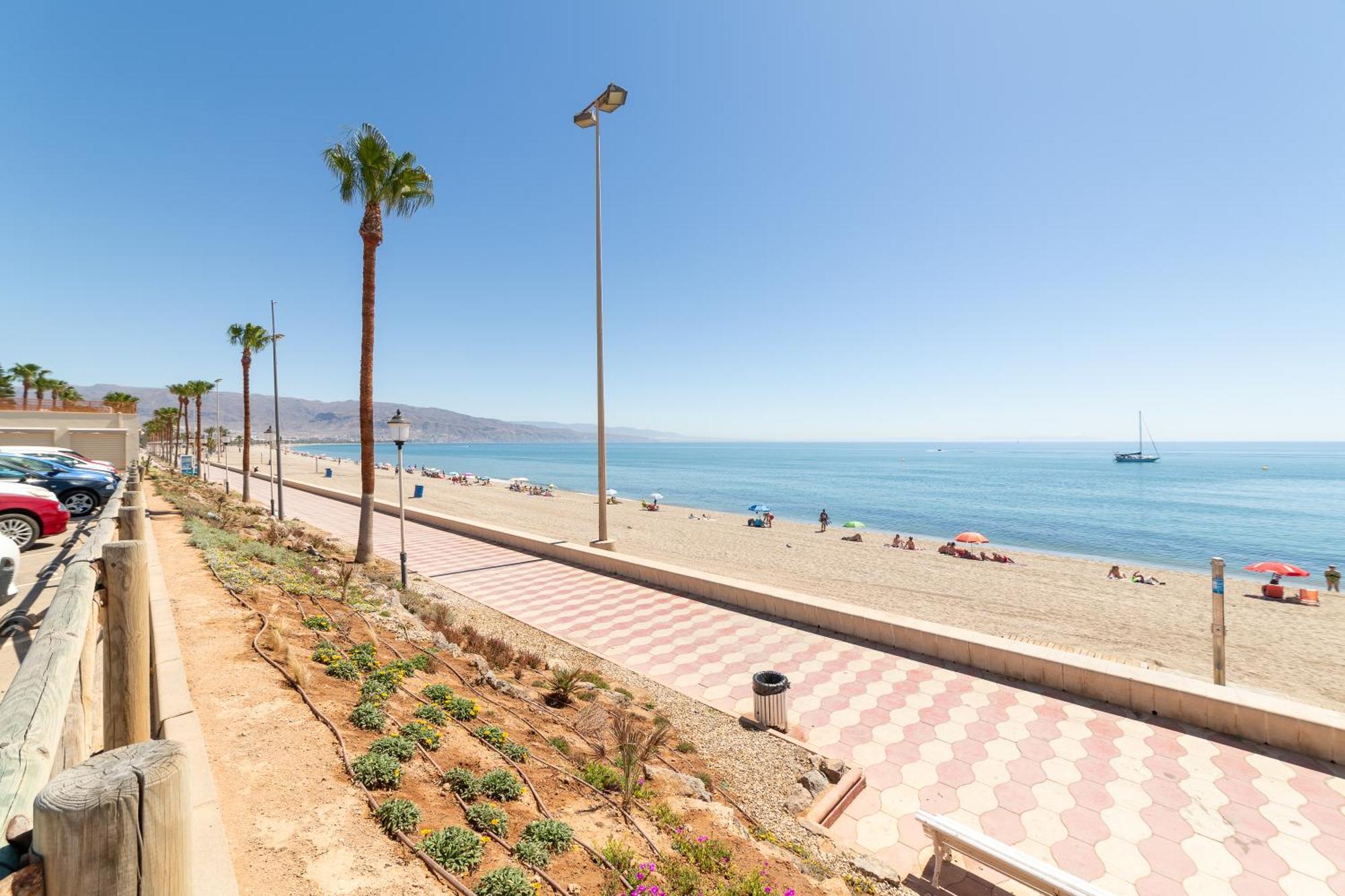 Holiday Apartment Roquetas de Mar Dış mekan fotoğraf